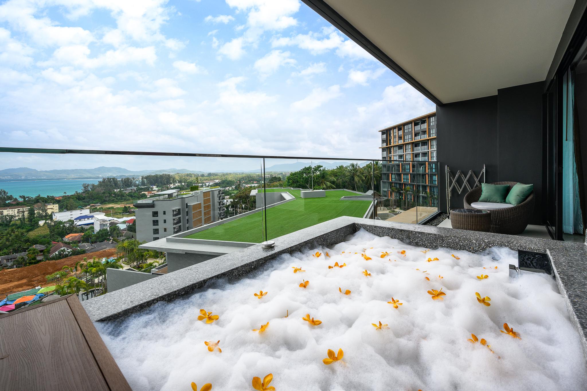 Mida Grande Resort Phuket Екстериор снимка